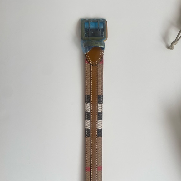 Burberry Belt. NWT. - Picture 8 of 11